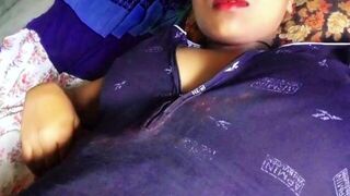 Desi village Bhabhi want to sex in midnight - porn video