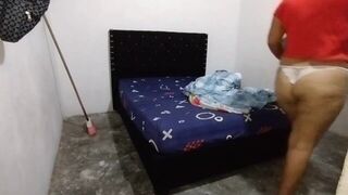 I love cleaning the room with little clothes on so my stepdad can see my big ass - porn video